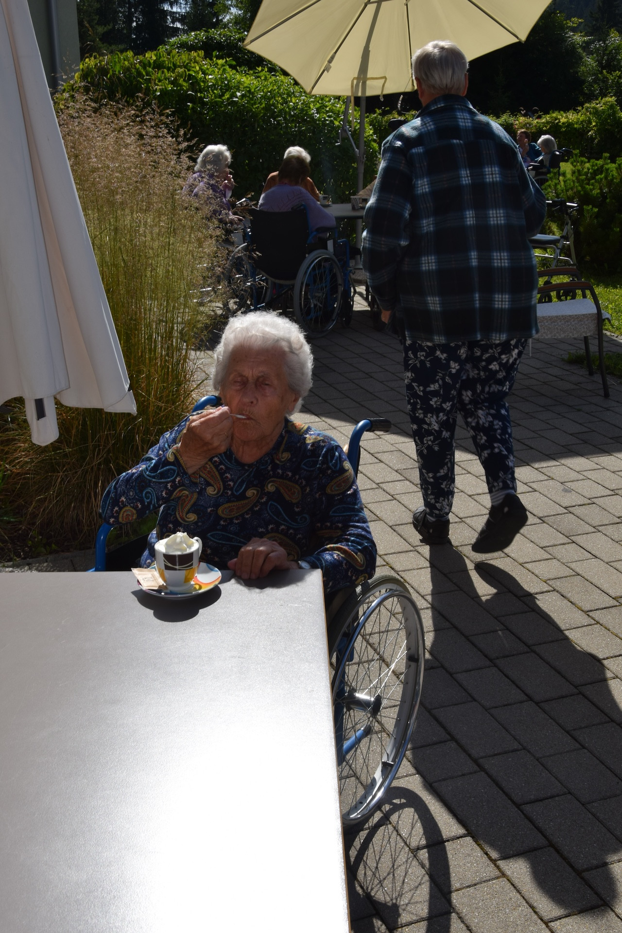 Ta veseli petek v parku doma