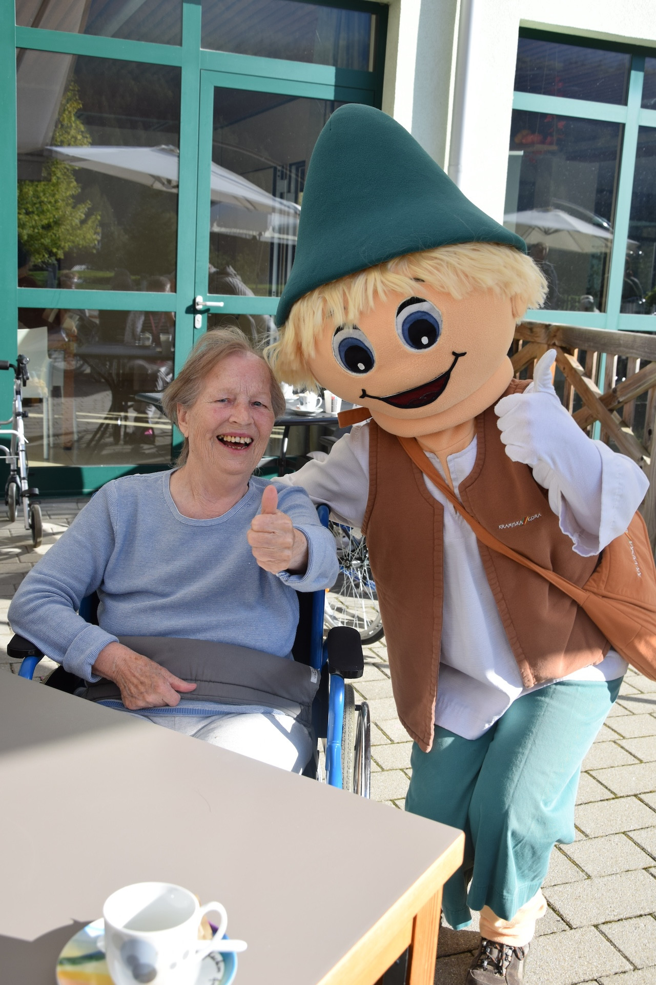 Ta veseli petek v parku doma