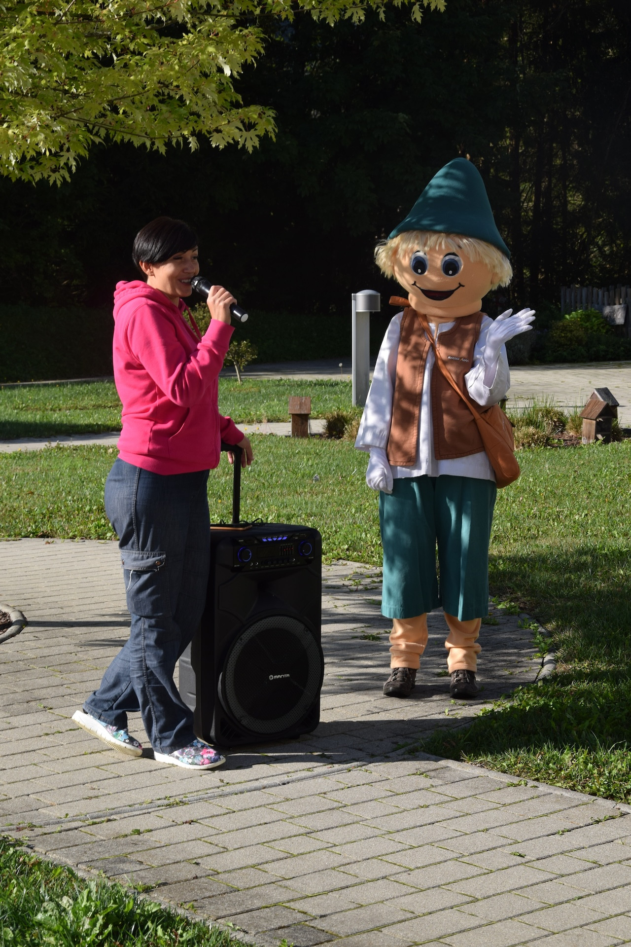 Ta veseli petek v parku doma