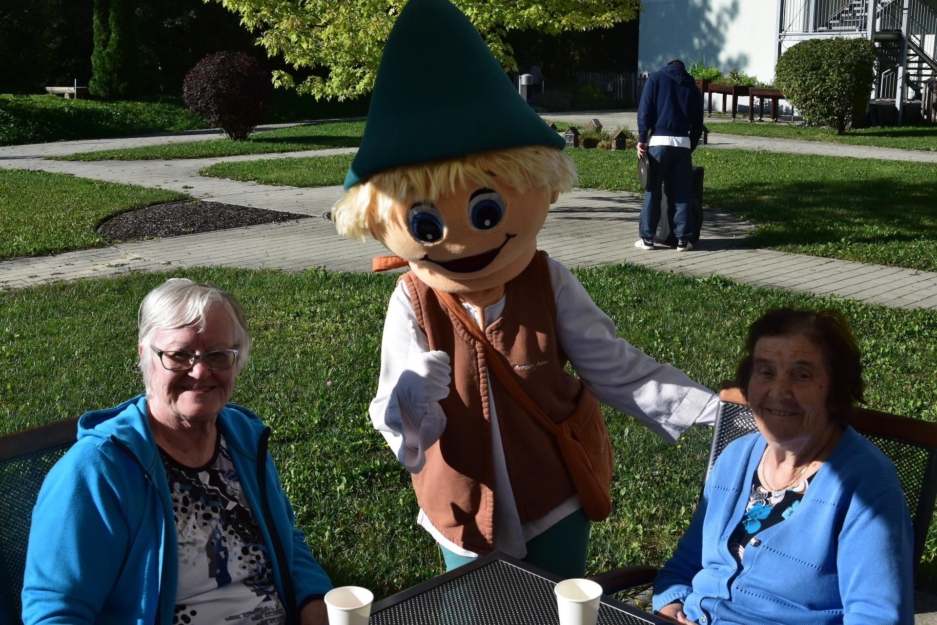 Ta veseli petek v parku doma