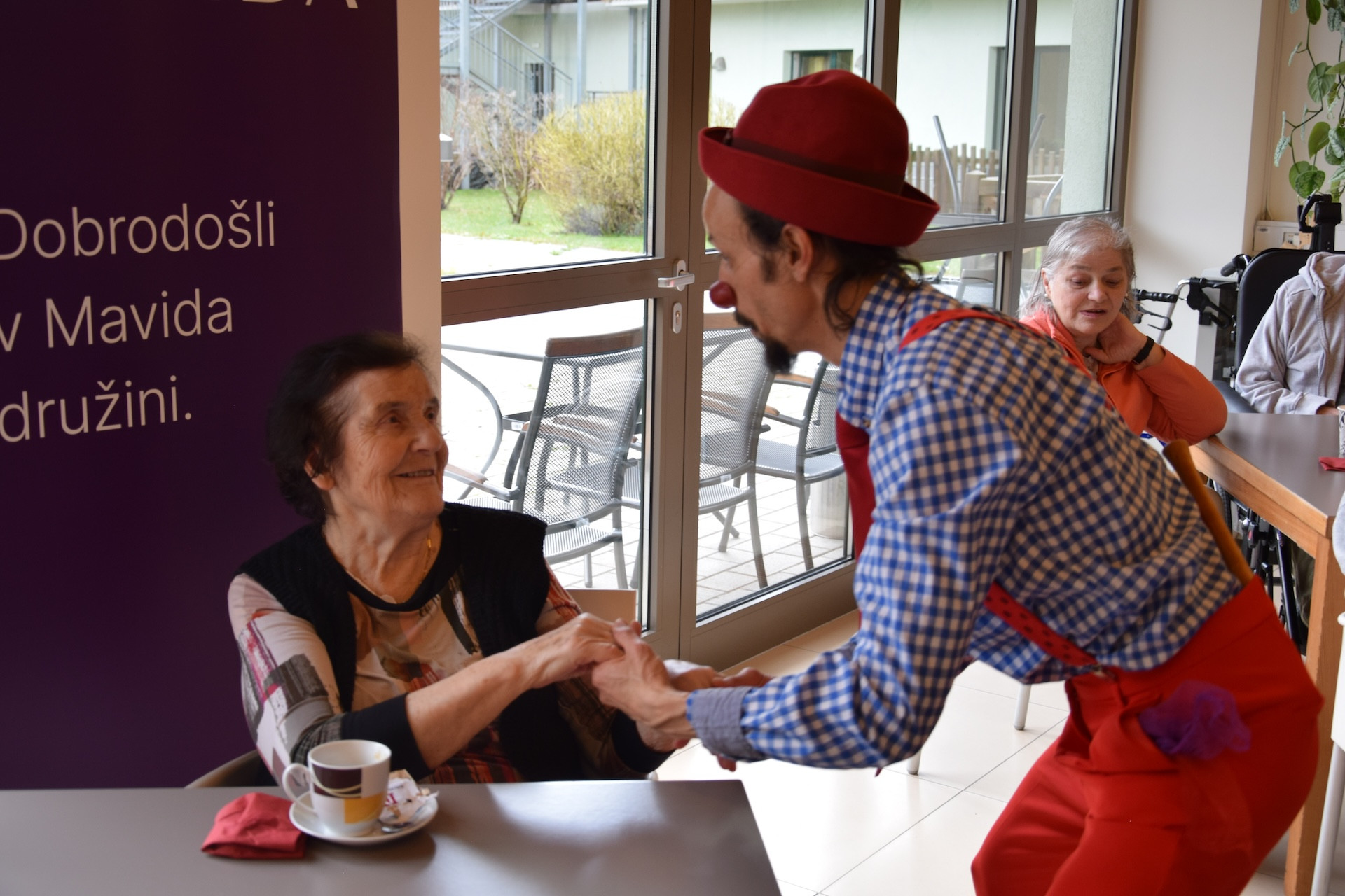 Ta veseli petek z rdečimi noski