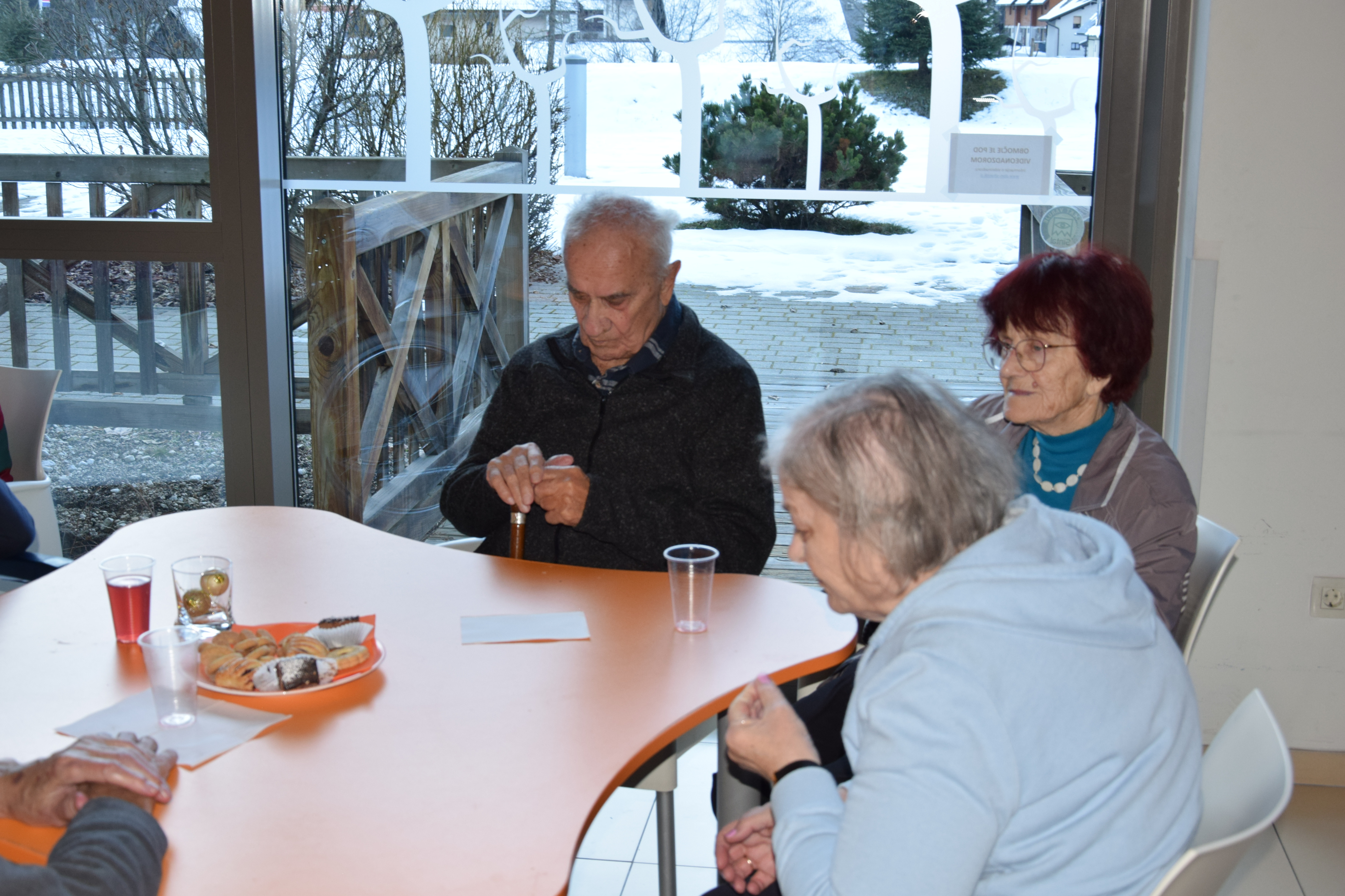 Ta veseli silvesterski torek v avli