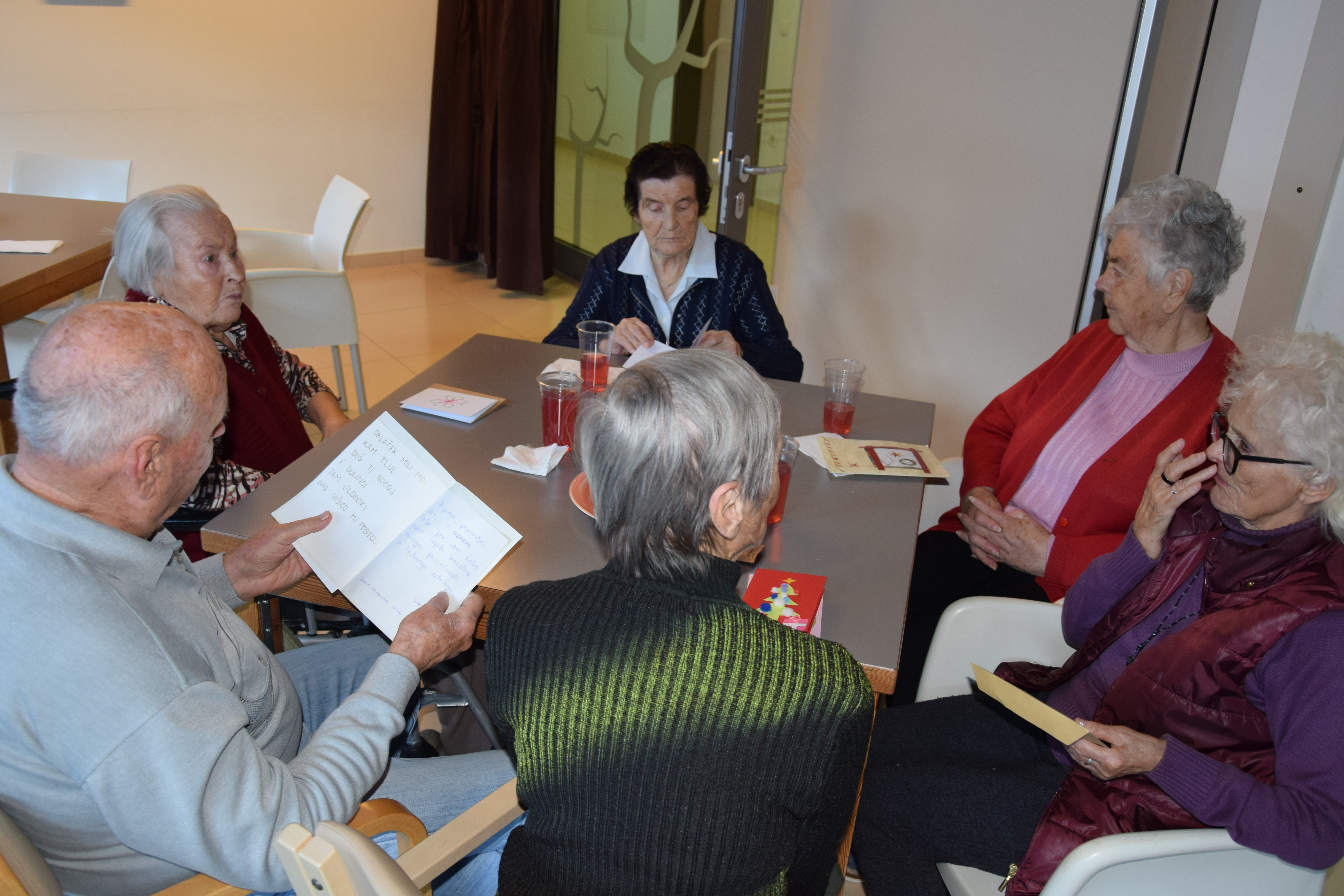 Ta veseli silvesterski torek v avli