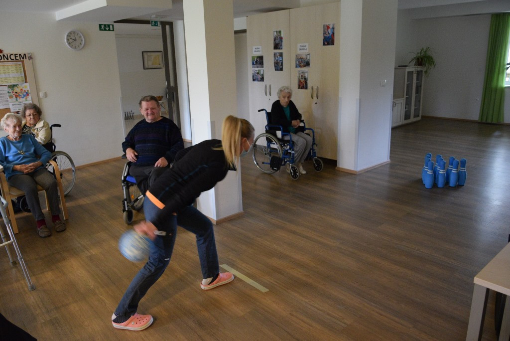 Turnir v kegljanju na skupini Pod svobodnim soncem