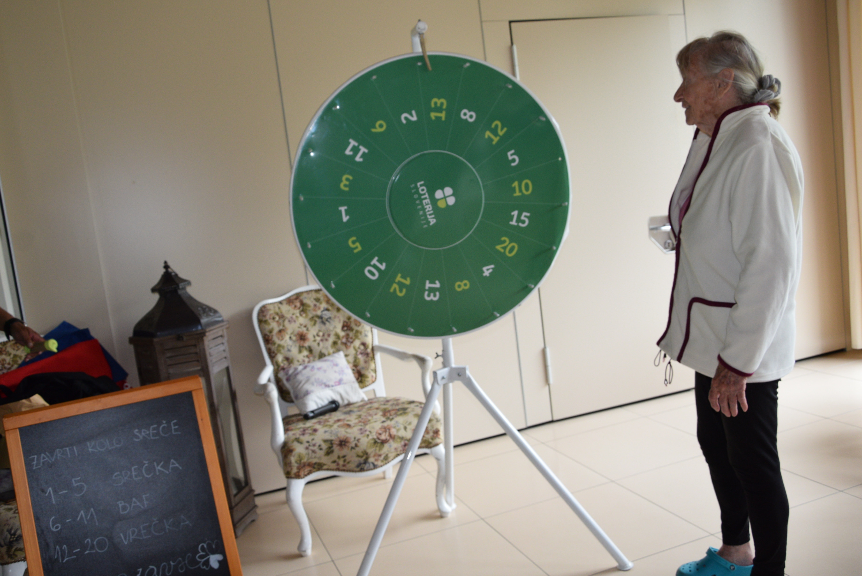 Ujemi svojo srečo - obisk Srečomobila