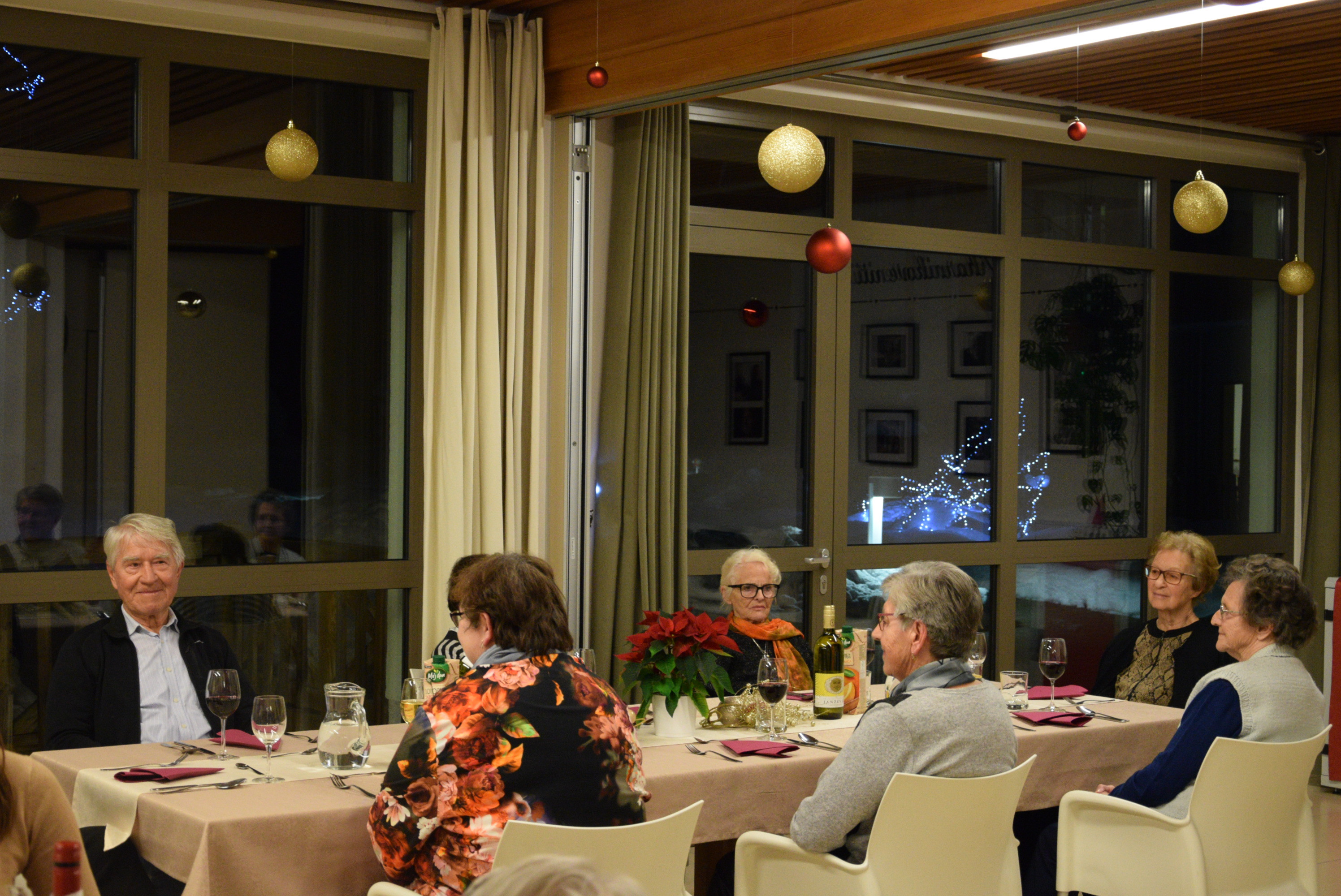 Večerja s prostovoljci