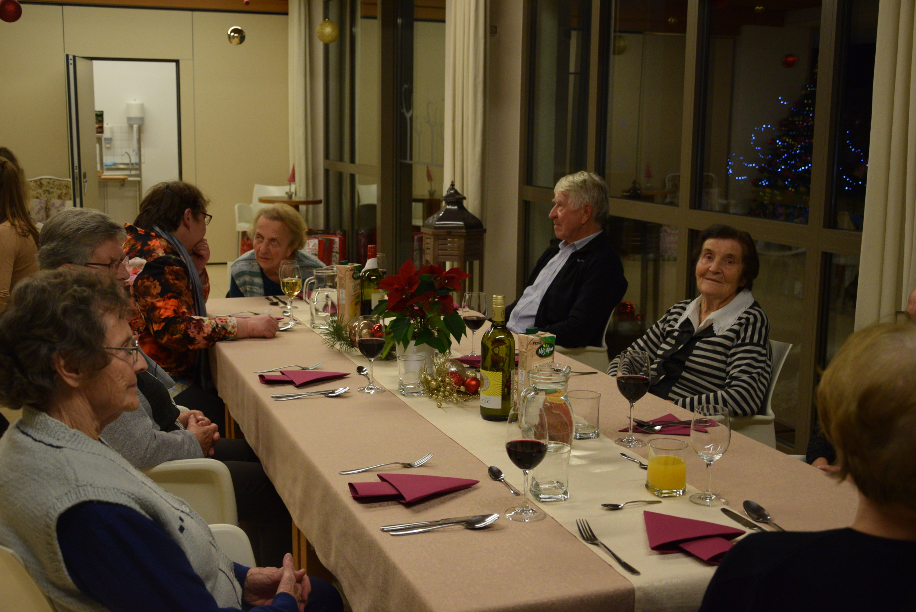 Večerja s prostovoljci