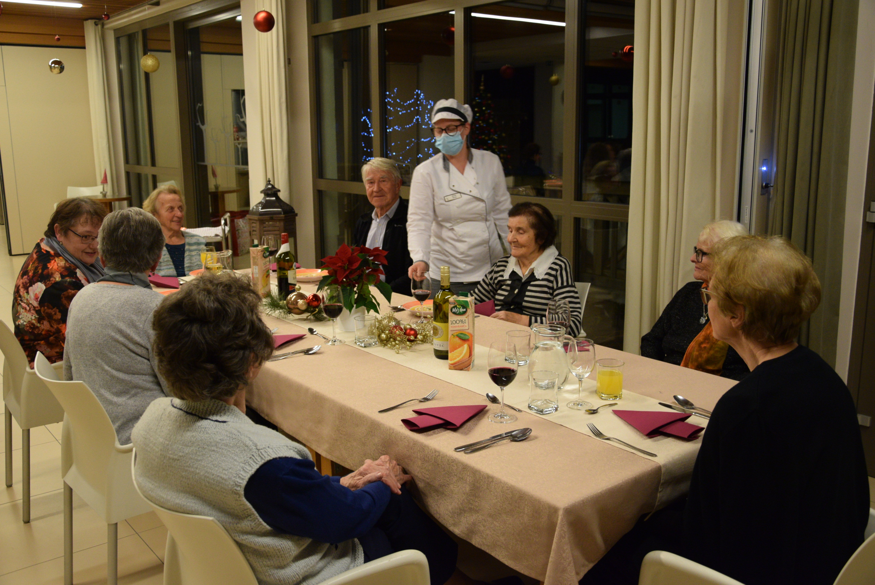 Večerja s prostovoljci