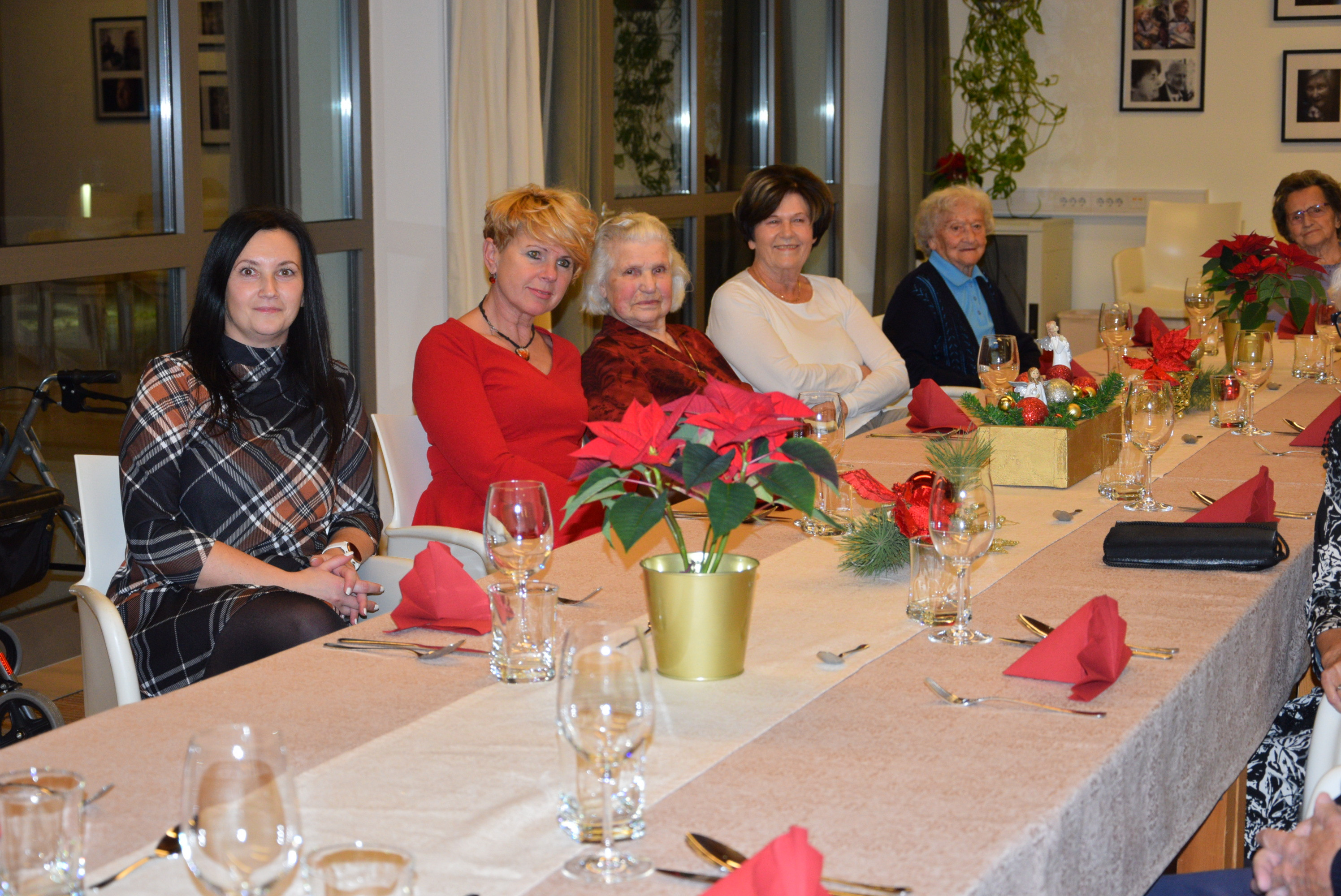 Večerja s prostovoljci