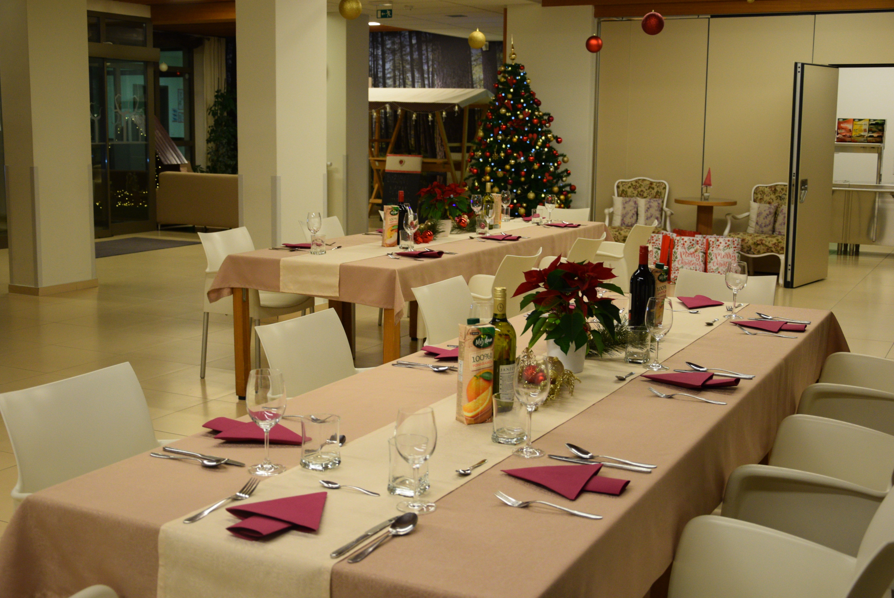 Večerja s prostovoljci