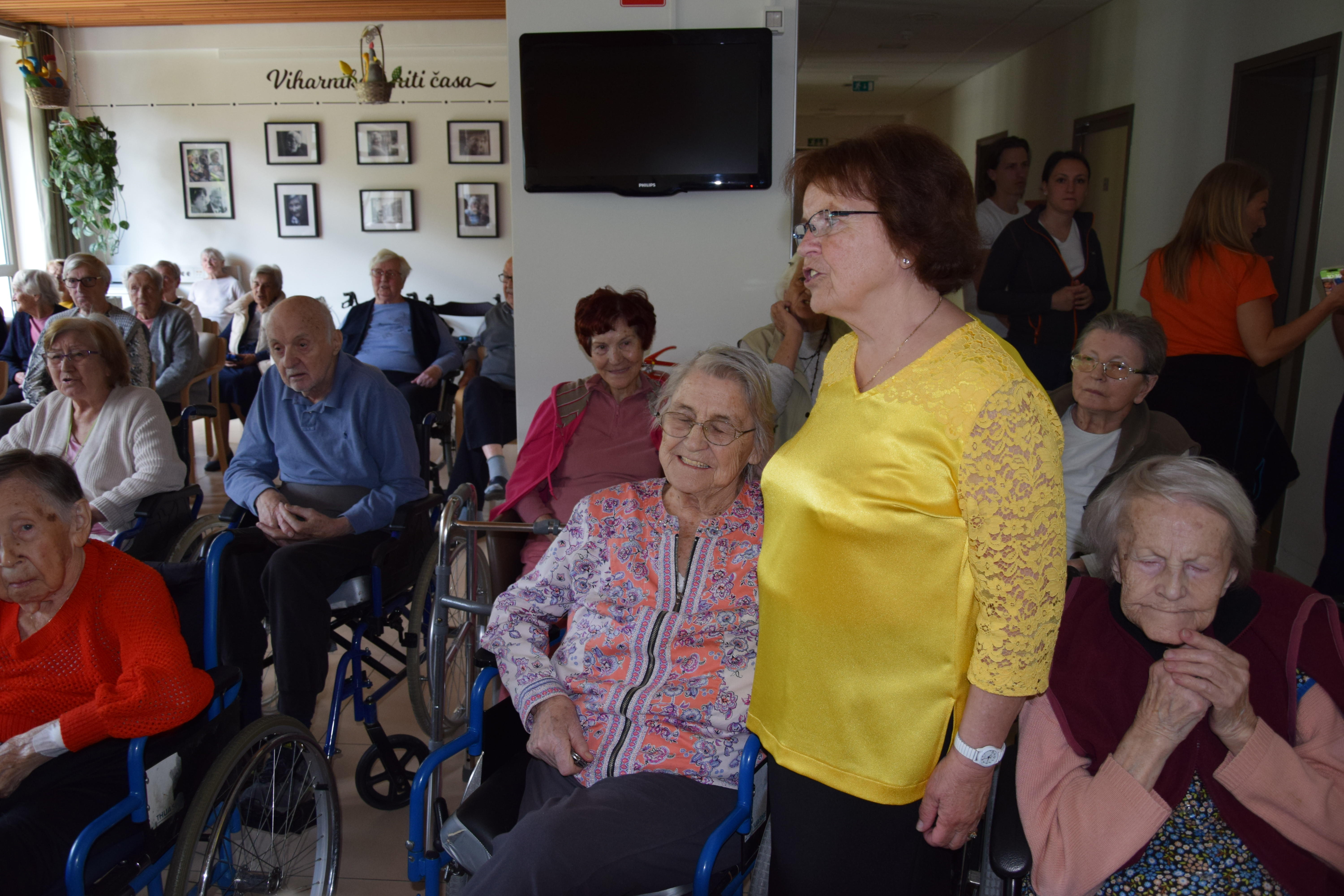 Večerna Zarja nastop