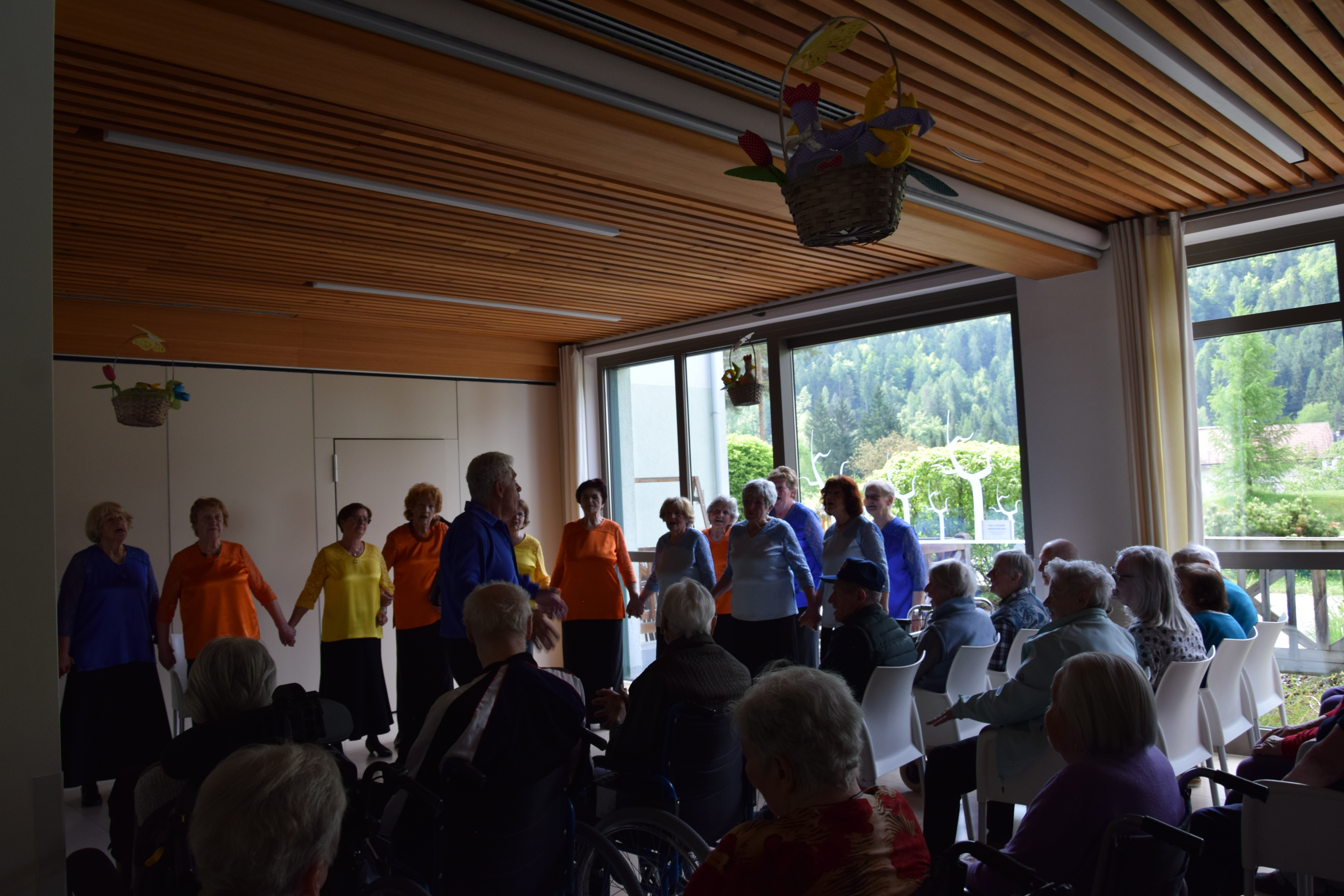 Večerna Zarja nastop