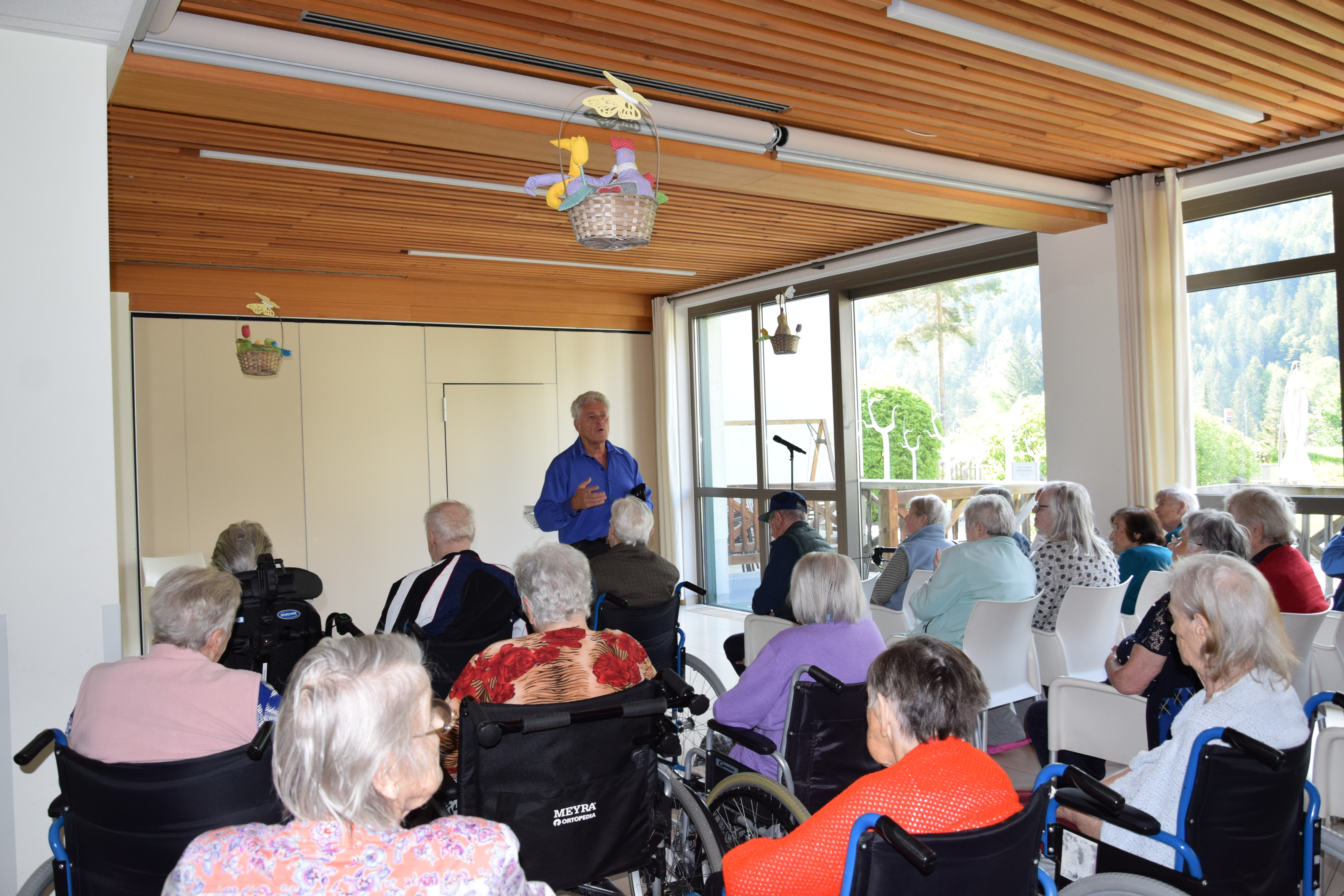 Večerna Zarja nastop