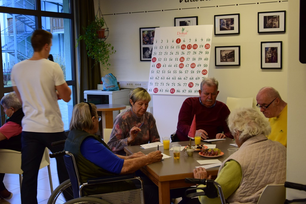 Vesela decembrska tombola