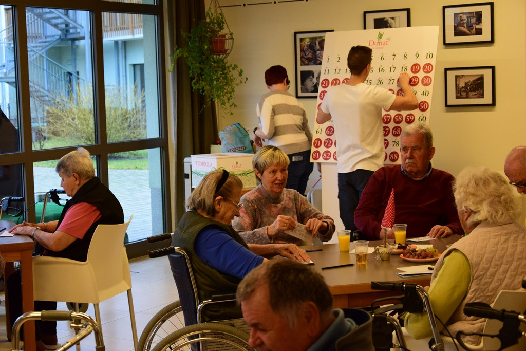 Vesela decembrska tombola