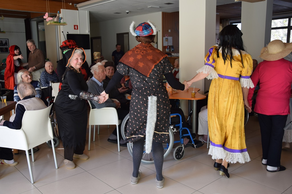 Viharniška pravljična dežela