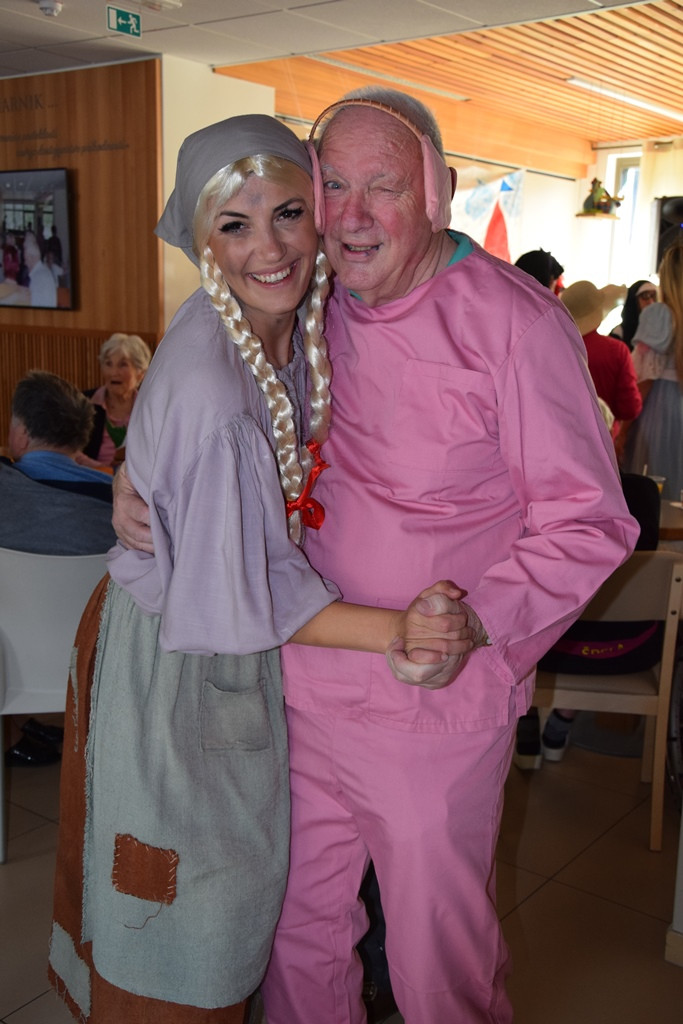 Viharniška pravljična dežela