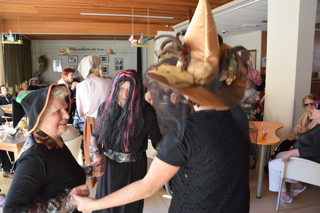 Viharniška pravljična dežela