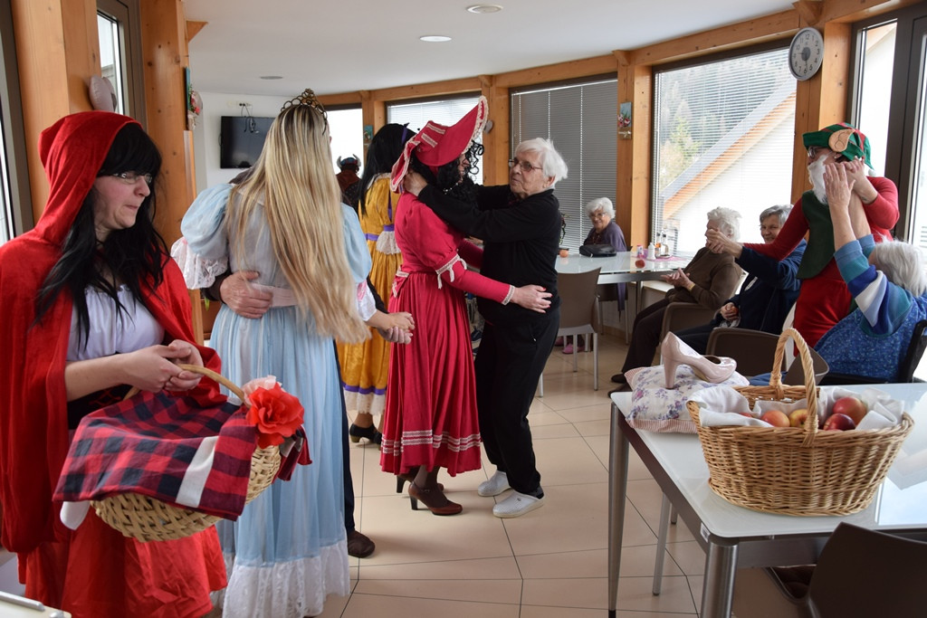 Viharniška pravljična dežela