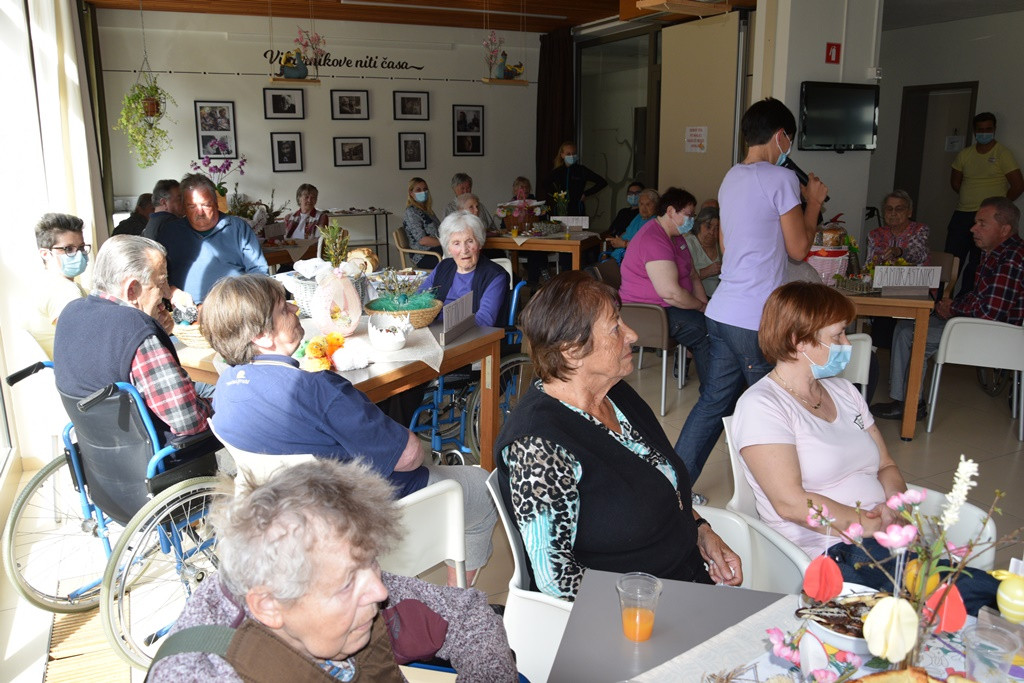 Viharniška velikonočna košara 2021