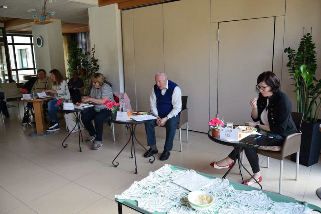 Viharniška velikonočna košara 2021