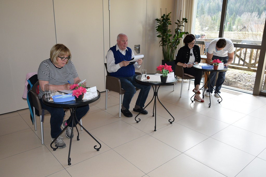 Viharniška velikonočna košara 2021