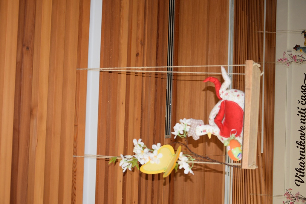 Viharniška velikonočna košara 2021