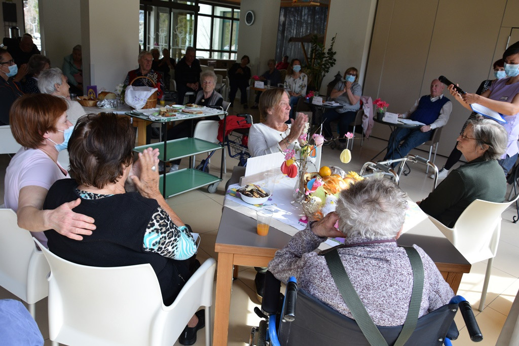 Viharniška velikonočna košara 2021