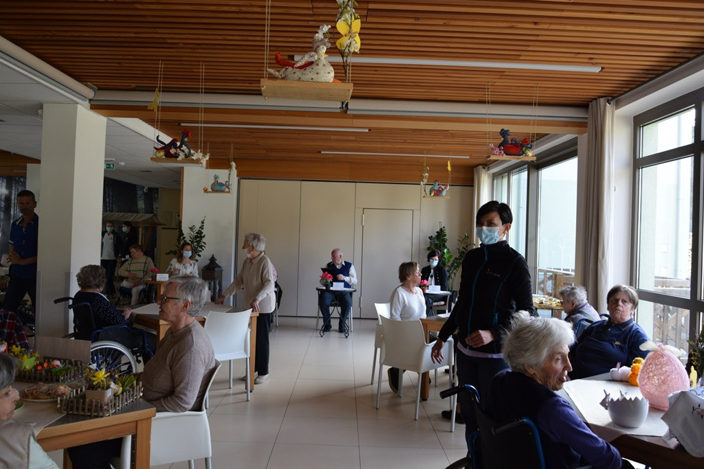 Viharniška velikonočna košara 2021