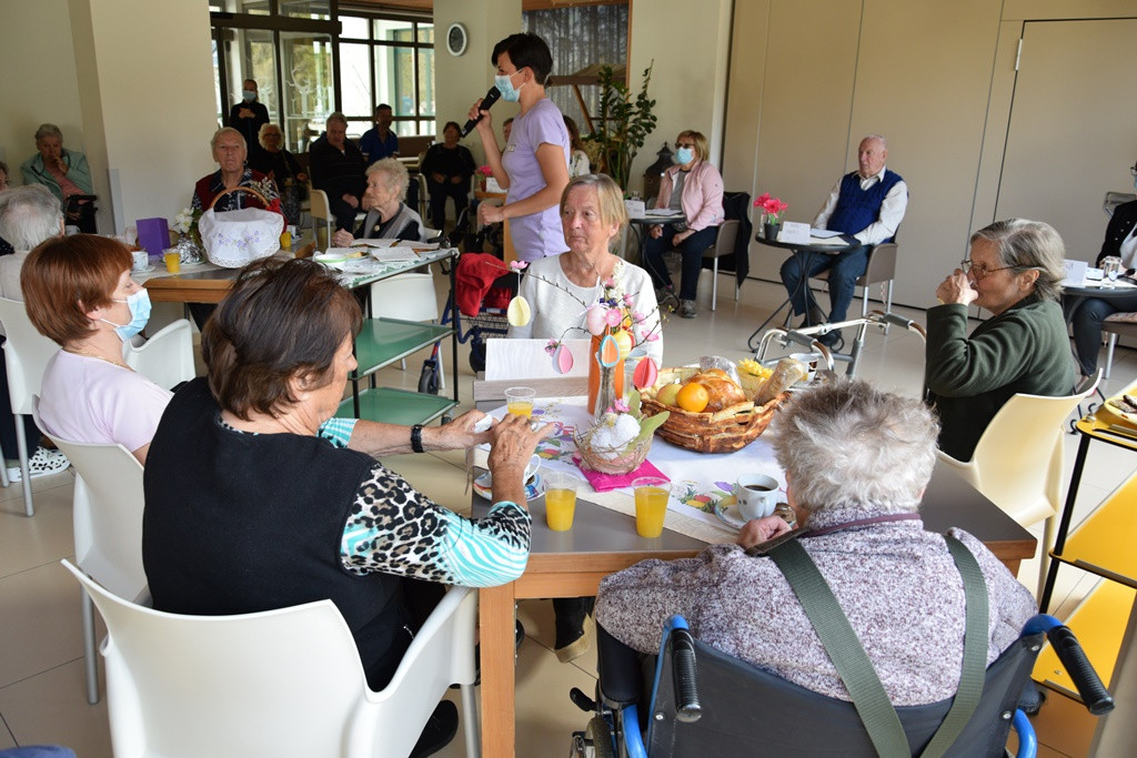 Viharniška velikonočna košara 2021