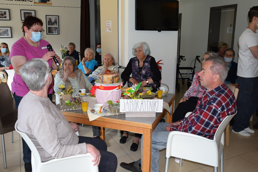 Viharniška velikonočna košara 2021