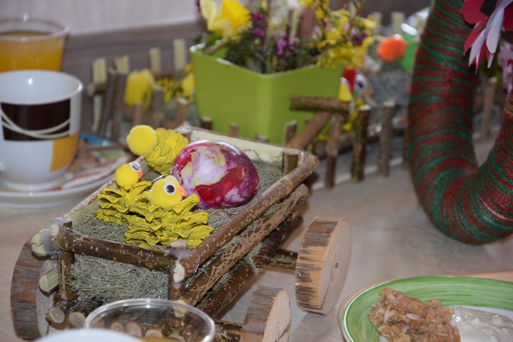 Viharniška velikonočna košara 2021