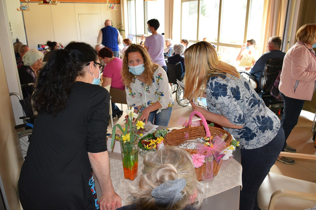 Viharniška velikonočna košara 2021