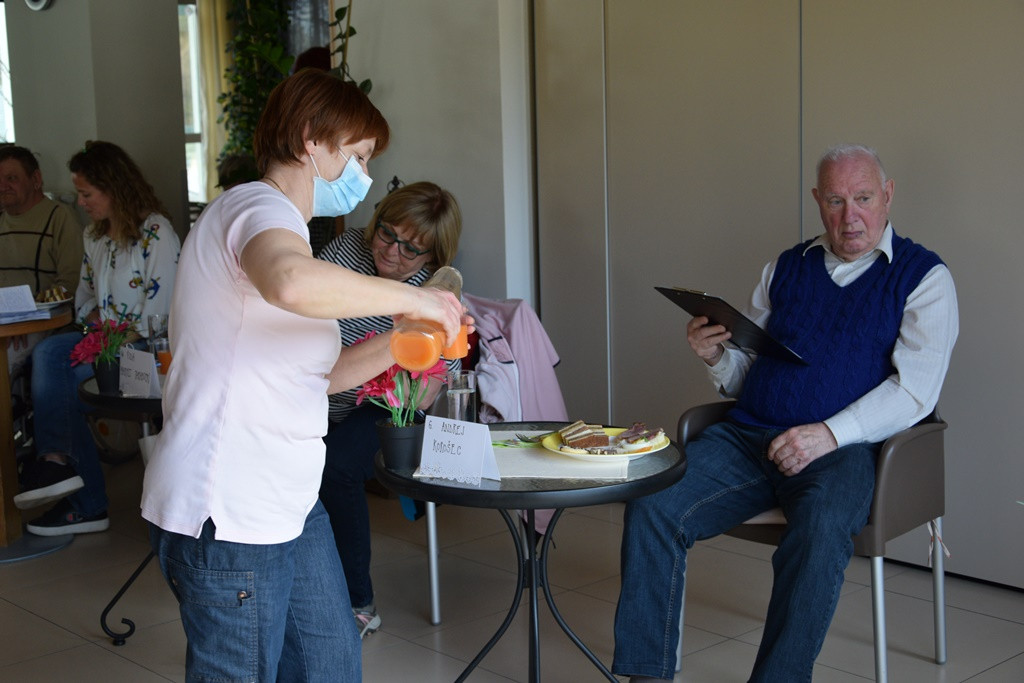 Viharniška velikonočna košara 2021