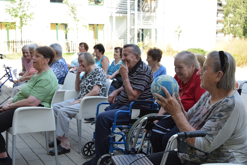 Viharniške športne igre