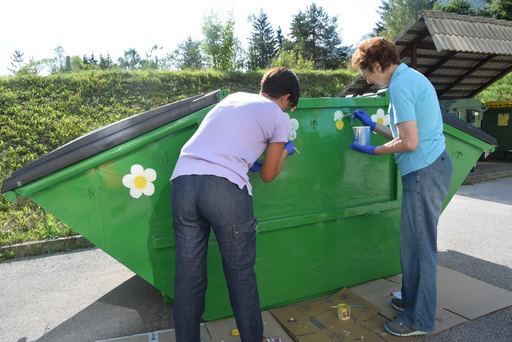 Viharniški zabojnik