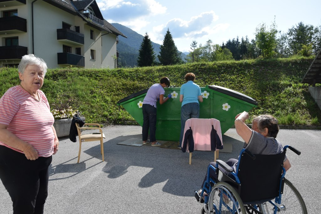 Viharniški zabojnik