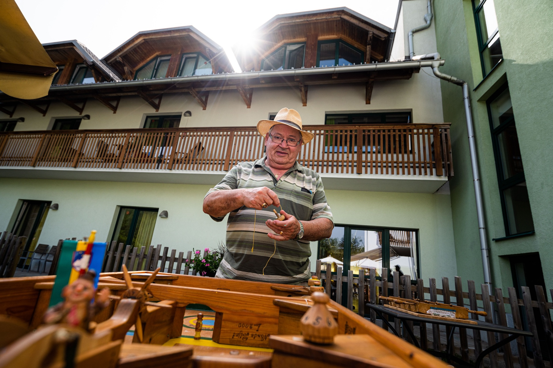 Z Viharnikom skozi čas - v parku doma