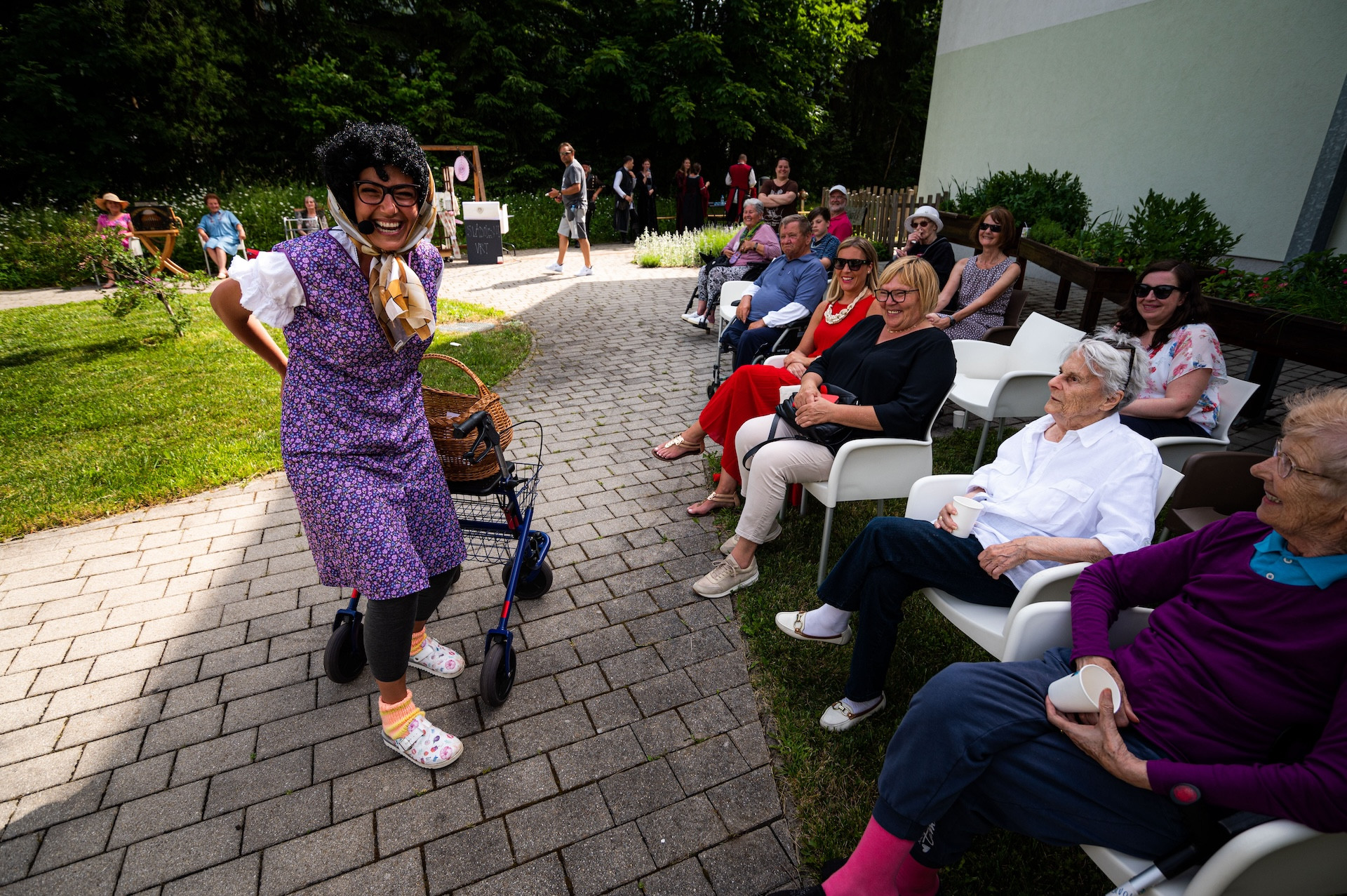 Z Viharnikom skozi čas - v parku doma