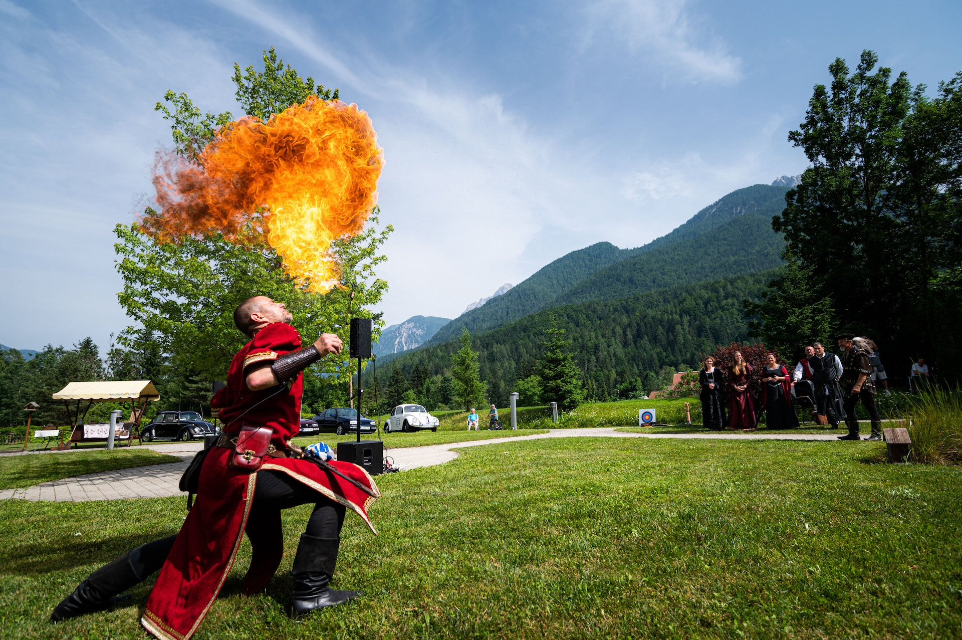 Z Viharnikom skozi čas - v parku doma
