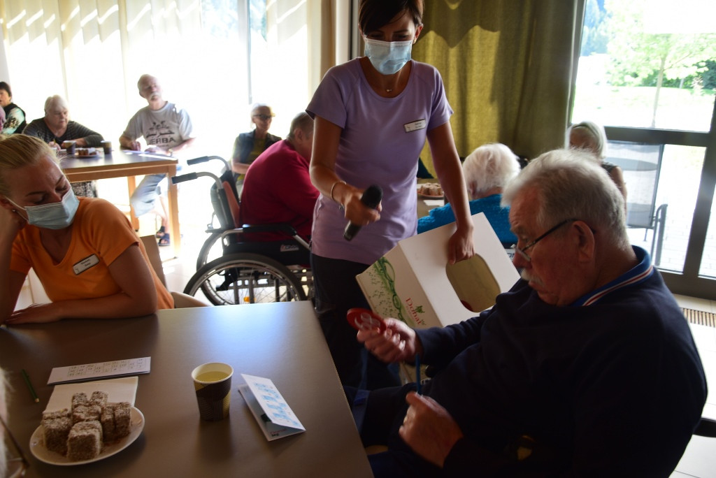 Zadnja poletna tombola