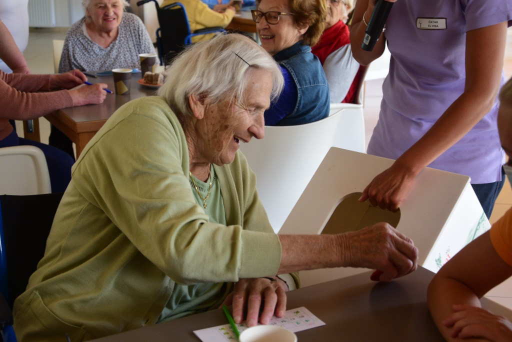 Zadnja poletna tombola