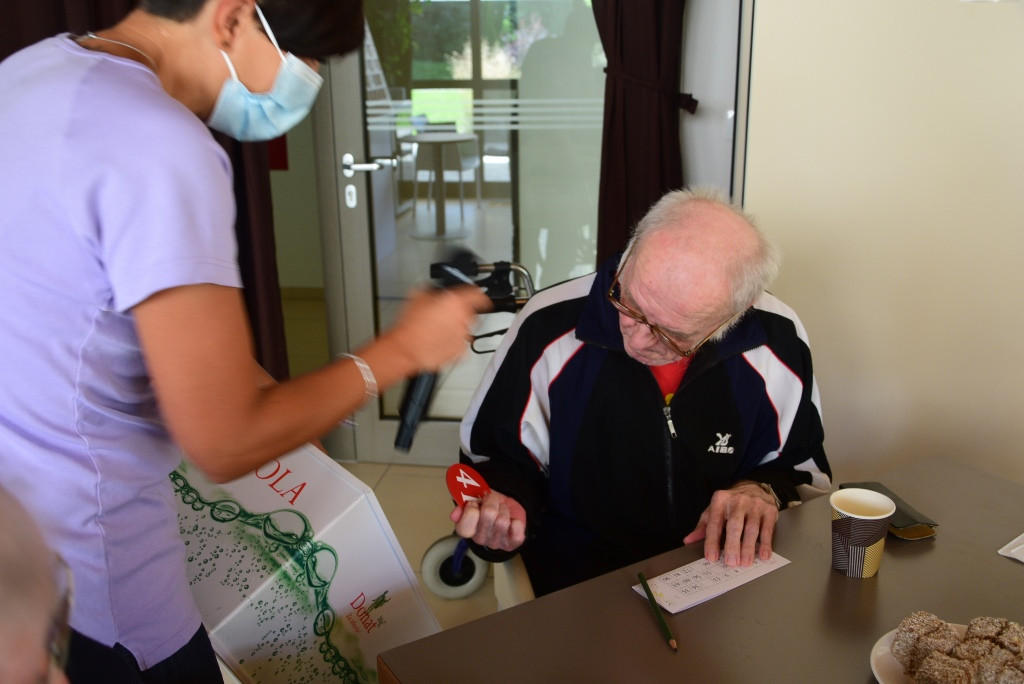 Zadnja poletna tombola