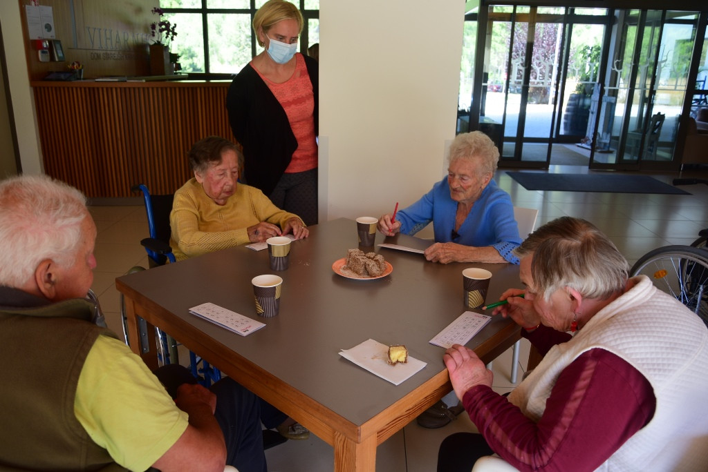 Zadnja poletna tombola