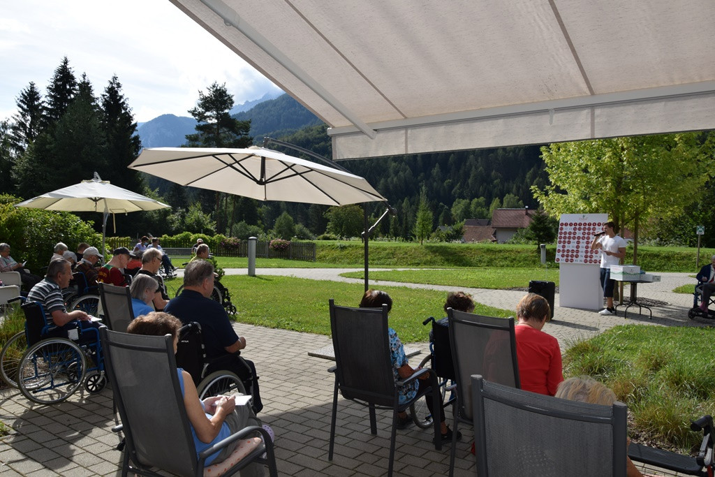 Zadnja poletna tombola