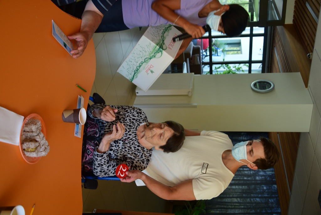 Zadnja poletna tombola