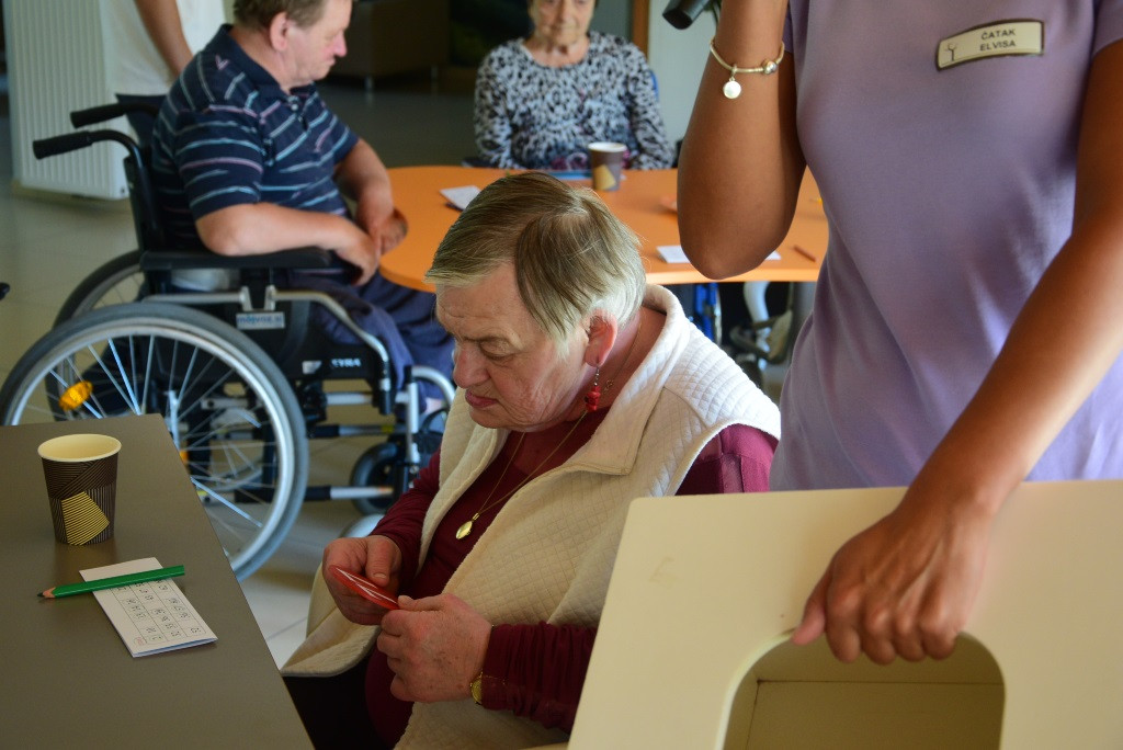 Zadnja poletna tombola