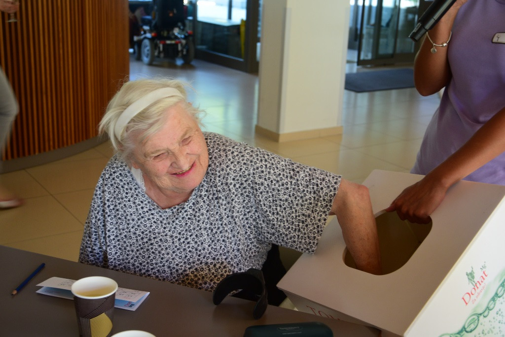 Zadnja poletna tombola