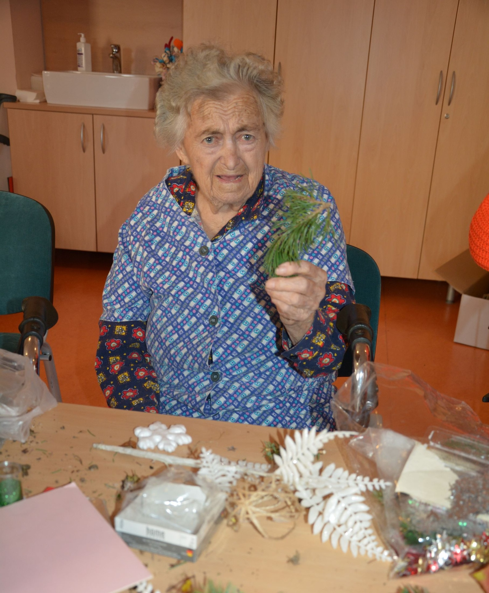 Adventni venček- upanje, mir, veselje, ljubezen