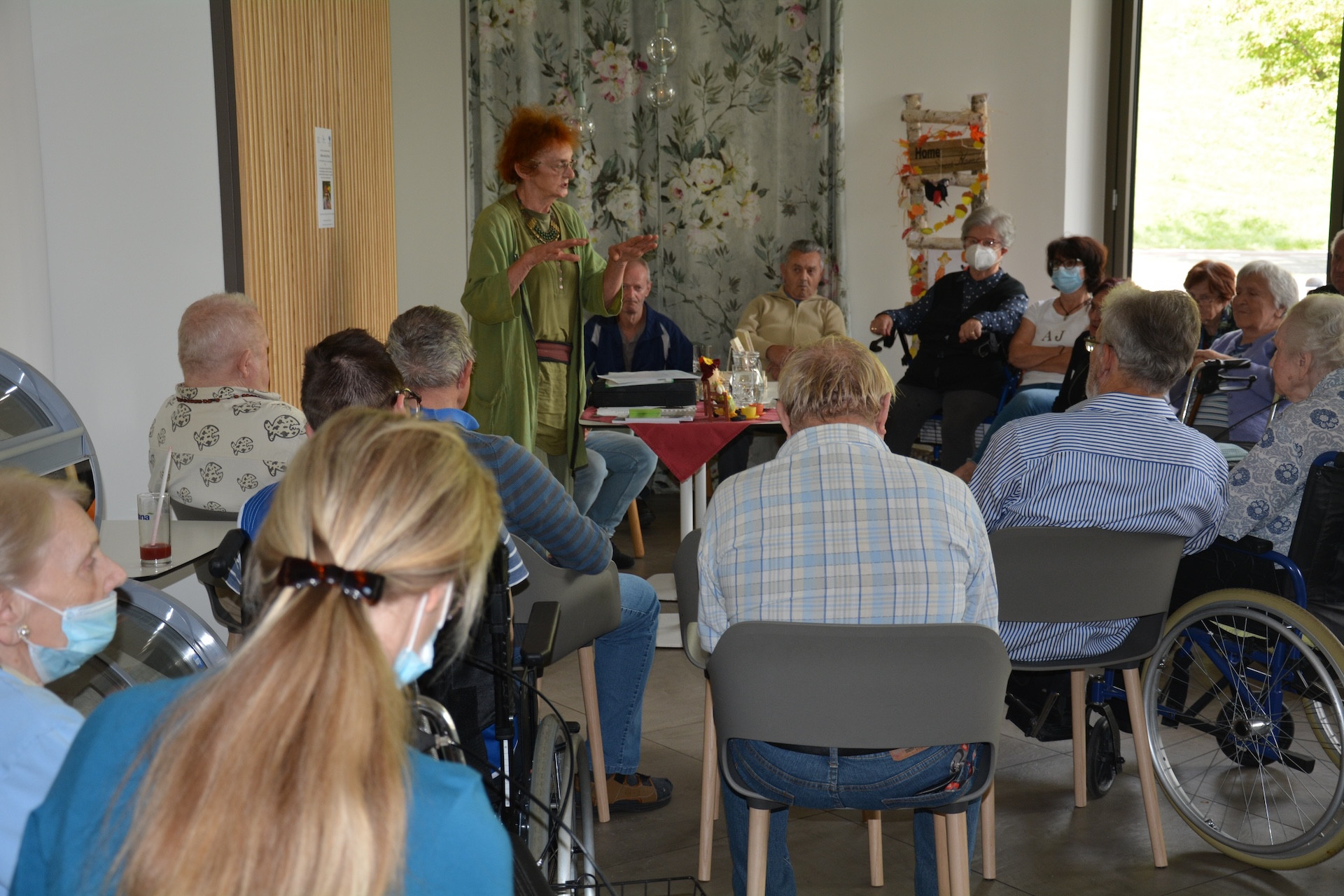 Ana Cajnko nam je predstavila knjigo Demenca, moja učiteljica